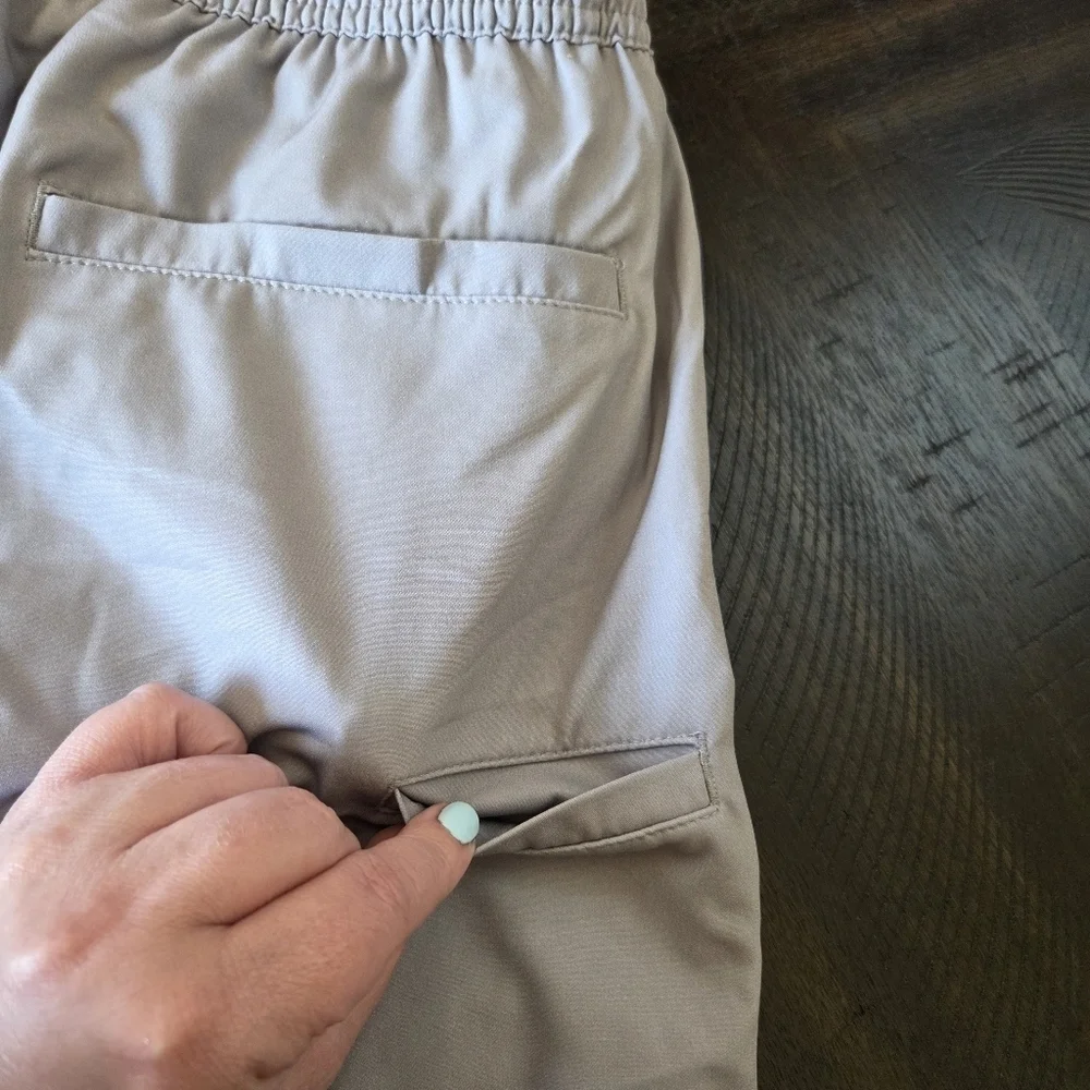 Huk Pursuit Volley Performance Fishing Shorts - Size Medium  5.5